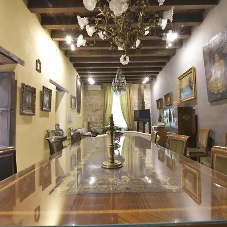 Casa Palacio El Caballero De Malta Holiday home